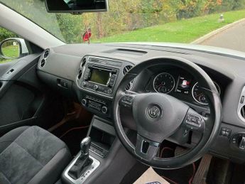 Volkswagen Tiguan 2.0 TSI Match DSG 4WD Euro 5 5dr
