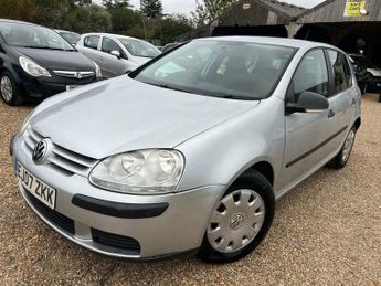 Volkswagen Golf 1.6 FSI S 5dr