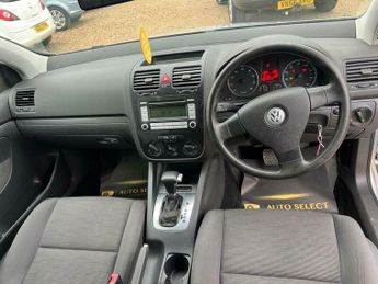 Volkswagen Golf 1.6 FSI S 5dr