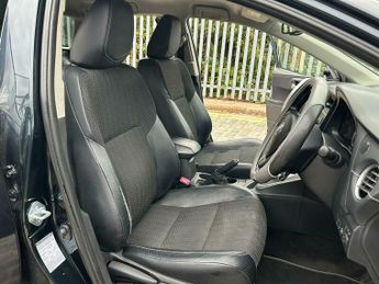 Toyota Auris VVT-I EXCEL