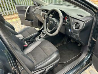 Toyota Auris VVT-I EXCEL