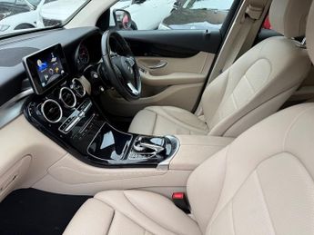 Mercedes GLC Class GLC 220 D 4MATIC SE