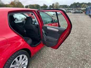 Volkswagen Golf 1.4 TSI SE Hatchback 5dr Petrol DSG Euro 5 (122 ps)