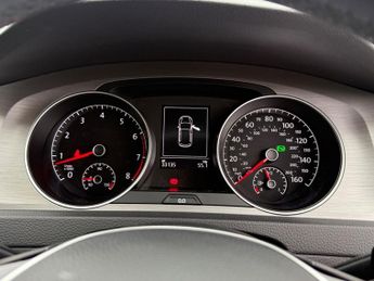 Volkswagen Golf 1.4 TSI BlueMotion Tech Match DSG 5dr 120BHP