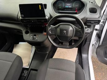 Peugeot Partner PROFESSIONAL PREMIUM PLUS L2
