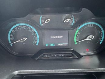 Peugeot Partner PROFESSIONAL PREMIUM PLUS L2