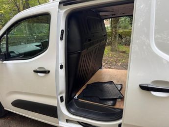 Peugeot Partner PROFESSIONAL PREMIUM PLUS L2