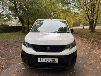 Peugeot Partner PROFESSIONAL PREMIUM PLUS L2