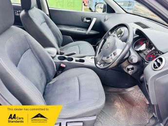 Nissan Qashqai 2.0 Acenta SUV 5dr Petrol CVT 2WD Euro 4 (141 ps)