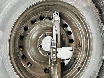 Nissan Qashqai 2.0 Acenta SUV 5dr Petrol CVT 2WD Euro 4 (141 ps)