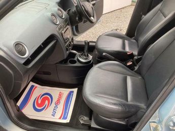 Ford Fusion 1.4 Plus Durashift EST 5dr