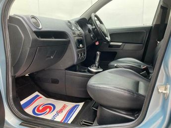 Ford Fusion 1.4 Plus Durashift EST 5dr