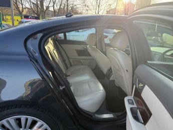 Jaguar XF 3.0d V6 Premium Luxury Auto Euro 5 4dr