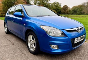 Hyundai I30 1.6 CRDi Comfort Hatchback 5dr Diesel Auto Euro 4 (115 ps)