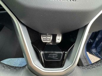 Volkswagen Golf 1.5 eTSI MHEV R-Line DSG Euro 6 (s/s) 5dr