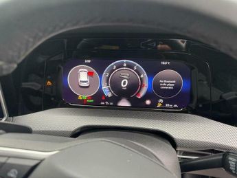 Volkswagen Golf 1.5 eTSI MHEV R-Line DSG Euro 6 (s/s) 5dr