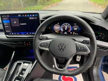 Volkswagen Golf 1.5 eTSI MHEV R-Line DSG Euro 6 (s/s) 5dr