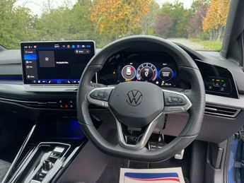 Volkswagen Golf 1.5 eTSI MHEV R-Line DSG Euro 6 (s/s) 5dr