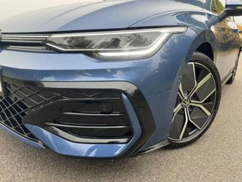 Volkswagen Golf 1.5 eTSI MHEV R-Line DSG Euro 6 (s/s) 5dr