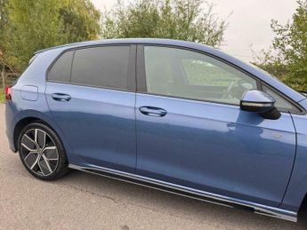 Volkswagen Golf 1.5 eTSI MHEV R-Line DSG Euro 6 (s/s) 5dr
