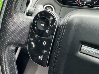 Land Rover Range Rover Velar 2.0 D240 R-Dynamic SE Auto 4WD Euro 6 (s/s) 5dr