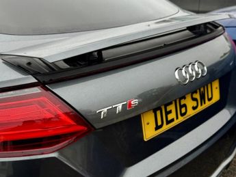 Audi TT TTS TFSI QUATTRO