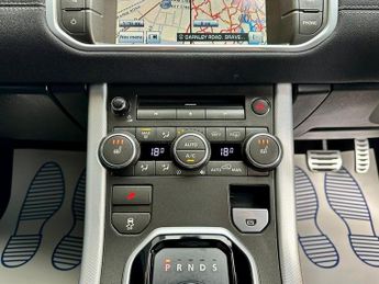 Land Rover Range Rover Evoque SI4 DYNAMIC LUX
