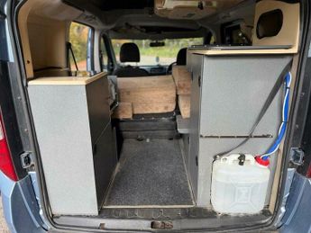 Fiat Doblo 1.6 MultiJet 16v Dynamic Estate 5dr Diesel Dualogic (133 g/km, 9