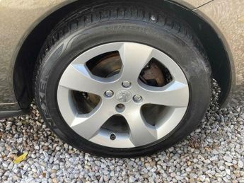 Peugeot 3008 1.6 HDi Exclusive EGC Euro 4 5dr