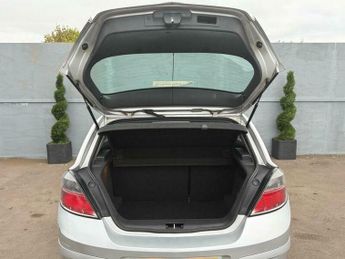 Vauxhall Astra 1.8i 16v Elite 5dr