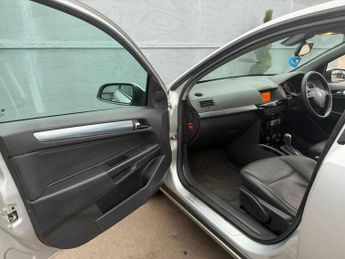 Vauxhall Astra 1.8i 16v Elite 5dr