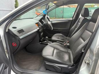Vauxhall Astra 1.8i 16v Elite 5dr