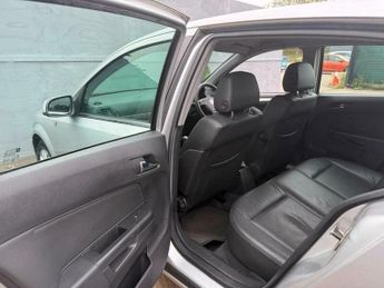 Vauxhall Astra 1.8i 16v Elite 5dr