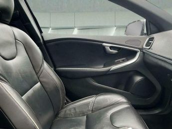 Volvo V40 1.5 T3 R-Design Edition Auto Euro 6 (s/s) 5dr