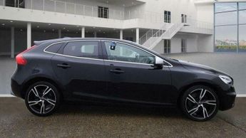 Volvo V40 1.5 T3 R-Design Edition Auto Euro 6 (s/s) 5dr