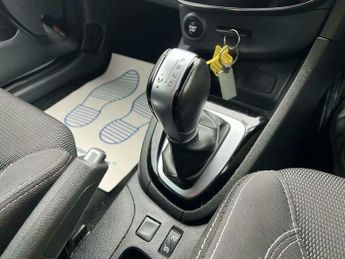 Renault Clio 1.5 dCi Iconic EDC Euro 6 (s/s) 5dr