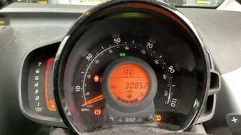 Toyota AYGO 1.0 VVT-i x-trend Funroof x-shift Euro 6 5dr