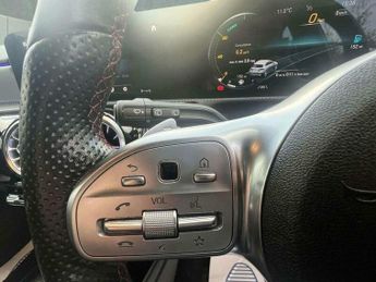 Mercedes-Benz A Class 1.5 A180d AMG Line (Premium) 7G-DCT Euro 6 (s/s) 5dr