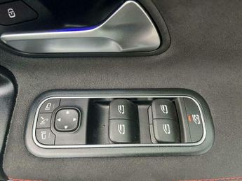 Mercedes-Benz A Class 1.5 A180d AMG Line (Premium) 7G-DCT Euro 6 (s/s) 5dr