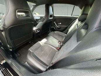 Mercedes-Benz A Class 1.5 A180d AMG Line (Premium) 7G-DCT Euro 6 (s/s) 5dr