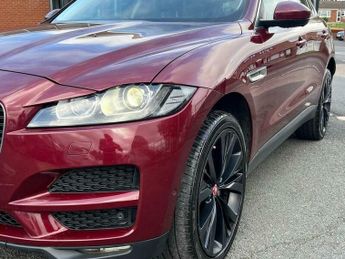 Jaguar F-Pace 2.0 D180 Portfolio Auto AWD Euro 6 (s/s) 5dr