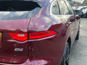 Jaguar F-Pace 2.0 D180 Portfolio Auto AWD Euro 6 (s/s) 5dr
