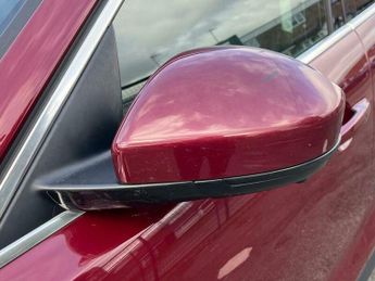 Jaguar F-Pace 2.0 D180 Portfolio Auto AWD Euro 6 (s/s) 5dr