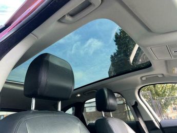 Jaguar F-Pace 2.0 D180 Portfolio Auto AWD Euro 6 (s/s) 5dr