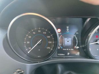 Jaguar F-Pace 2.0 D180 Portfolio Auto AWD Euro 6 (s/s) 5dr