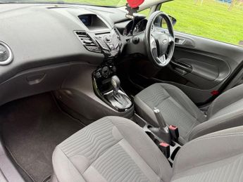 Ford Fiesta 1.6 Zetec Hatchback 5dr Petrol Powershift Euro 5 (105 ps)