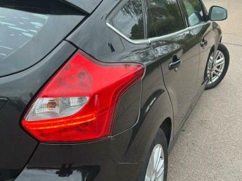 Ford Focus 1.6 Titanium Powershift Euro 5 5dr