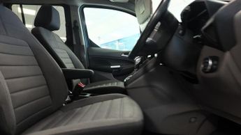 Ford Tourneo Connect TITANIUM TDCI AUTO 5 SEATER