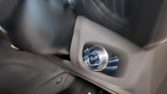 Ford Tourneo Connect TITANIUM TDCI AUTO 5 SEATER