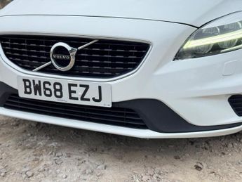 Volvo V40 D2 R-DESIGN NAV PLUS